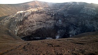 Blick in den neuen Krater (Januar 2011)