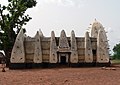 1421'de inşa edilen Larabanga Camii, Gana