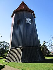 Glockenturm mit Uhr, 2022