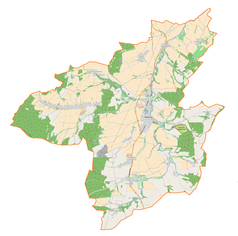 Mapa konturowa gminy Niemcza, blisko centrum na prawo znajduje się punkt z opisem „Ratusz w Niemczy”