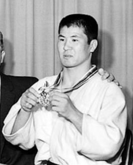 Takehide Nakatani in 1964