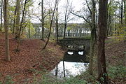 Brugkrocht met op de achtergrond het viaduct van Vilvoorde