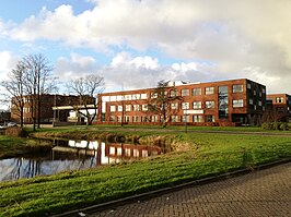 Hoofdvestiging OSG Singelland aan de Van Haersmasingel in Drachten