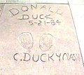 Fußabdrücke von Donald Duck vor Grauman’s Chinese Theatre in Hollywood