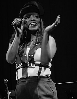 N'Dea_Davenport_2014.jpg