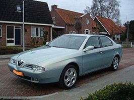 Alfa Romeo 166