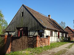 Das eingeschossige Kolonistenhaus mit Satteldach wurde zwischen 1779 und 1782 errichtet. Neuwerder, Gollenberg (Havelland)