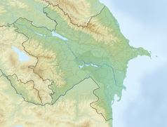 Mapa konturowa Azerbejdżanu, blisko prawej krawiędzi znajduje się punkt z opisem „Çilov adası”