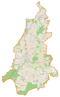 Mapa konturowa gminy Żukowo, blisko centrum na lewo znajduje się punkt z opisem „Małkowo”