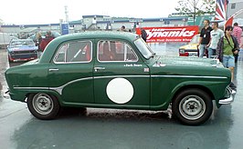 De Austin A105 waarmee Jack Sears in 1958 het British Saloon Car Championship won.