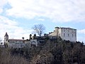 Blick zum Schloss Château de Prat