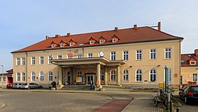 Außenfassade des Bahnhofs