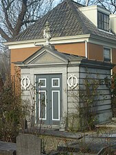 Monumentale Grafkamer bij de Petruskerk; 2010.