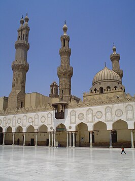 Marmeren binnenhof van de Al-Azhar-moskee.