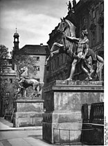 Rossebändiger auf der Schlossterrasse, 1933