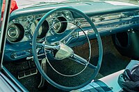 1959 Pontiac dashboard