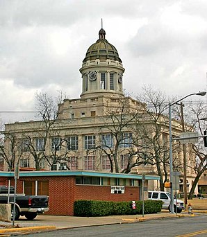 Das Carter County Courthouse in Ardmore, gelistet im NRHP mit der Nr. 85000678[1]