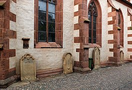 Vier Epitaphe an der Südwand der Kirche