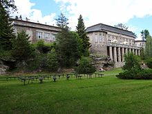 Park zdrojowy, Biały dom