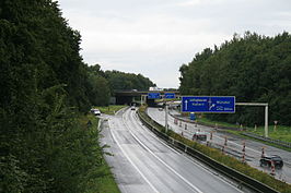 Het knooppunt gezien vanaf een brug ten zuidwesten van het knooppunt.