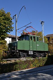 E 69 04 vor dem Bahnhof Murnau