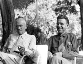 Aldo Leopold (links) en Olaus Murie in 1946.