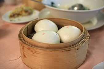 Lotus seed buns