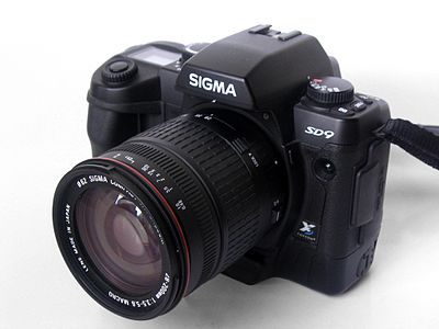 Sigma SD9 front