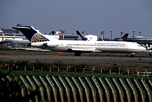 Eine Boeing 727-200 der Continental Micronesia