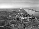 Picture of the Hanford site nuclear reactors