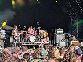 Amyl and the Sniffers live op 27 juni 2019