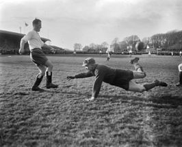 Halle in de wedstrijd tussen HFC en oud-internationals, 1 januari 1959