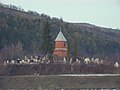 Reformierter Friedhof mit Glockenturm in Odrihei