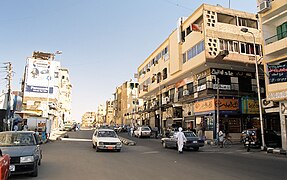 Asvan'da Nil kıyısına paralel caddelerden biri