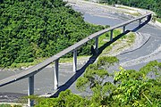 Deleriga-Brücke (得樂日嘎大橋) über den Fluss Zhuokou (濁口溪)