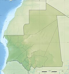 Mapa konturowa Mauretanii, blisko centrum na lewo u góry znajduje się czarny trójkącik z opisem „Kudjat Idżdżil”