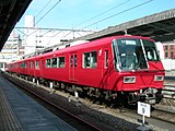 Triebzug der Baureihe 5700 in Gifu