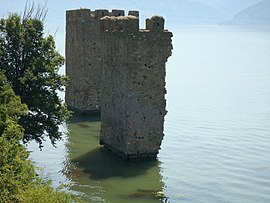 Ruins at Tri Kule, by the Danube