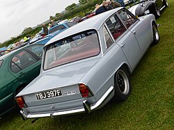 Triumph 2000 sedan – tył