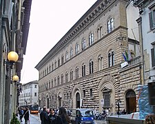 Erster Profanbau der Frührenaissance: Palazzo Medici Riccardi
