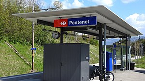 Canopy-covered platform