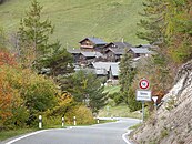 Ortseingang vom Col des Planches