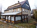 Gasthaus „Zum Dorfkrug“ (Umgebinde) mit Vorbau