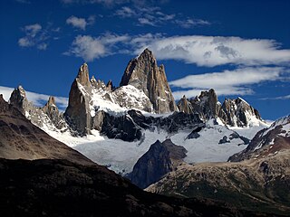Patagonya’da bulunan Fitz Roy tepesi