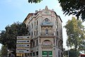 Hasan Hadi tarafından tasarlanan Hasan Fehmi Ataç Apartmanı (1922-1925)