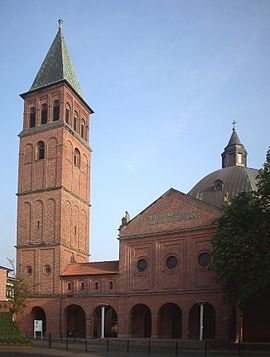 St. Augustinus, Ansicht von der Burgstraße