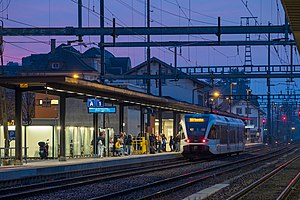 Bahnhofgebäude – Novembermorgen (2021)