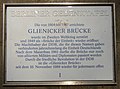 Berlin-Wannsee, Berliner Gedenktafel an der Glienicker Brücke