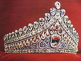 „Rosa Diamanten-Diadem“, gemacht für Zarin Maria Feodorovna um 1800, besetzt mit 1386 brasilianischen Diamanten und alten indischen 'briolets', in der Mitte der rosa Diamant von 13 Karat