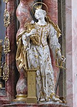 Hl. Barbara am Seitenaltar in der Pfarrkirche von Bernbeuren